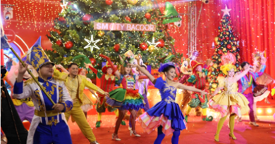 THE SM SUPERMALLS GRAND MAGICAL CHRISTMAS PARADE RETURNS